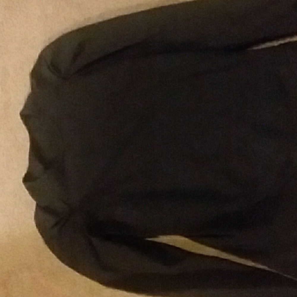 Black long sleeved lululemon top